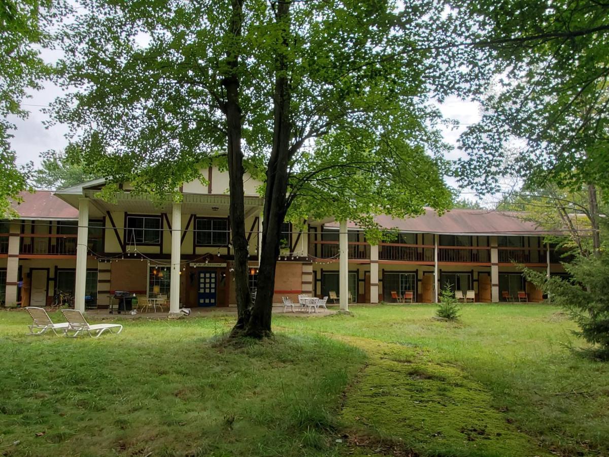 Pocono Mountain Hotel And Spa Gouldsboro Ngoại thất bức ảnh